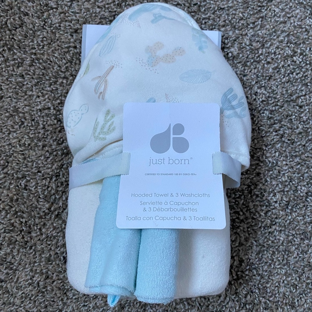 Just Born Hooded Towel & Washcloths Set - White and Blue
